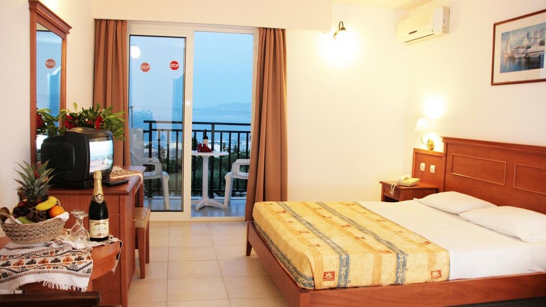 Semiramis Village Hotel